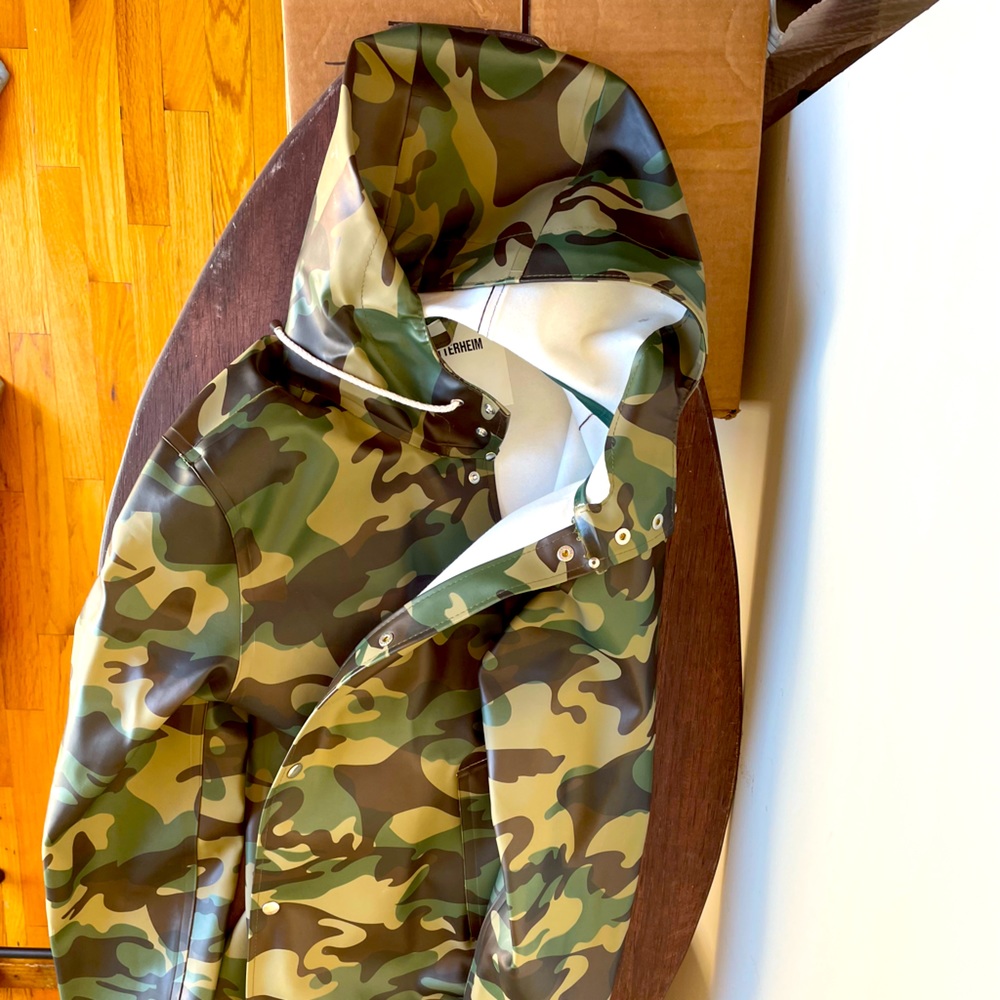 Stutterheim raincoat never worn. Perfect for the fall.